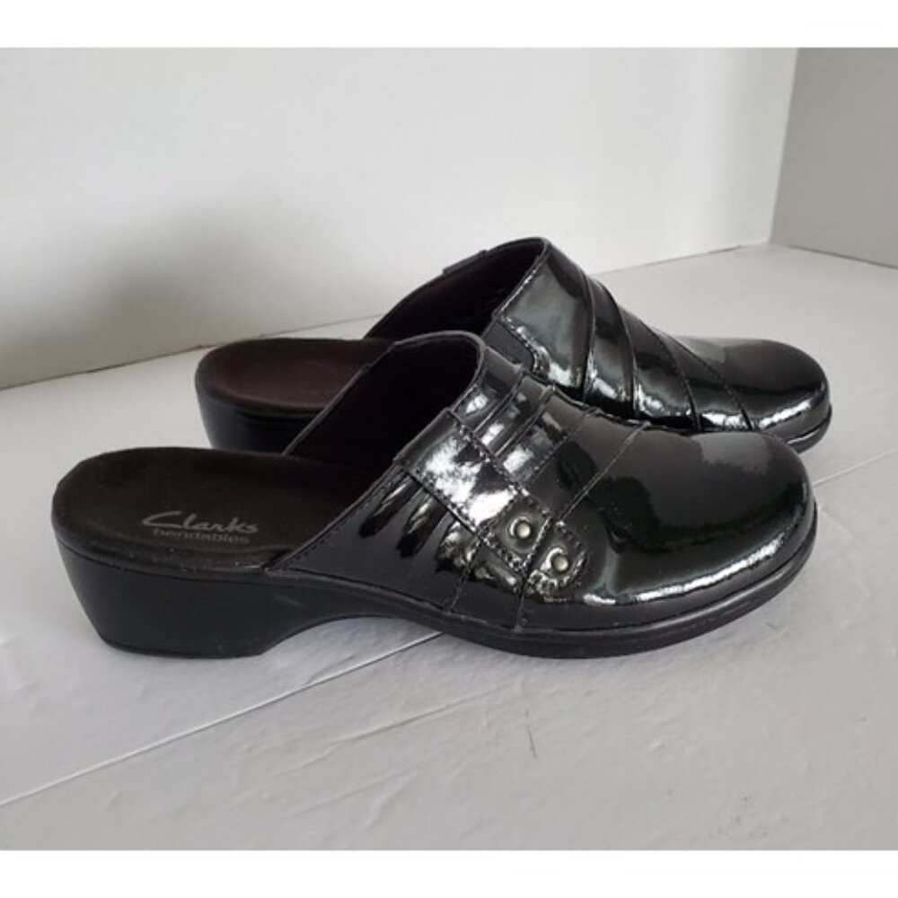 Clarks Bendables Black Patent Leather Prairie Flower Mule Clog Size 10